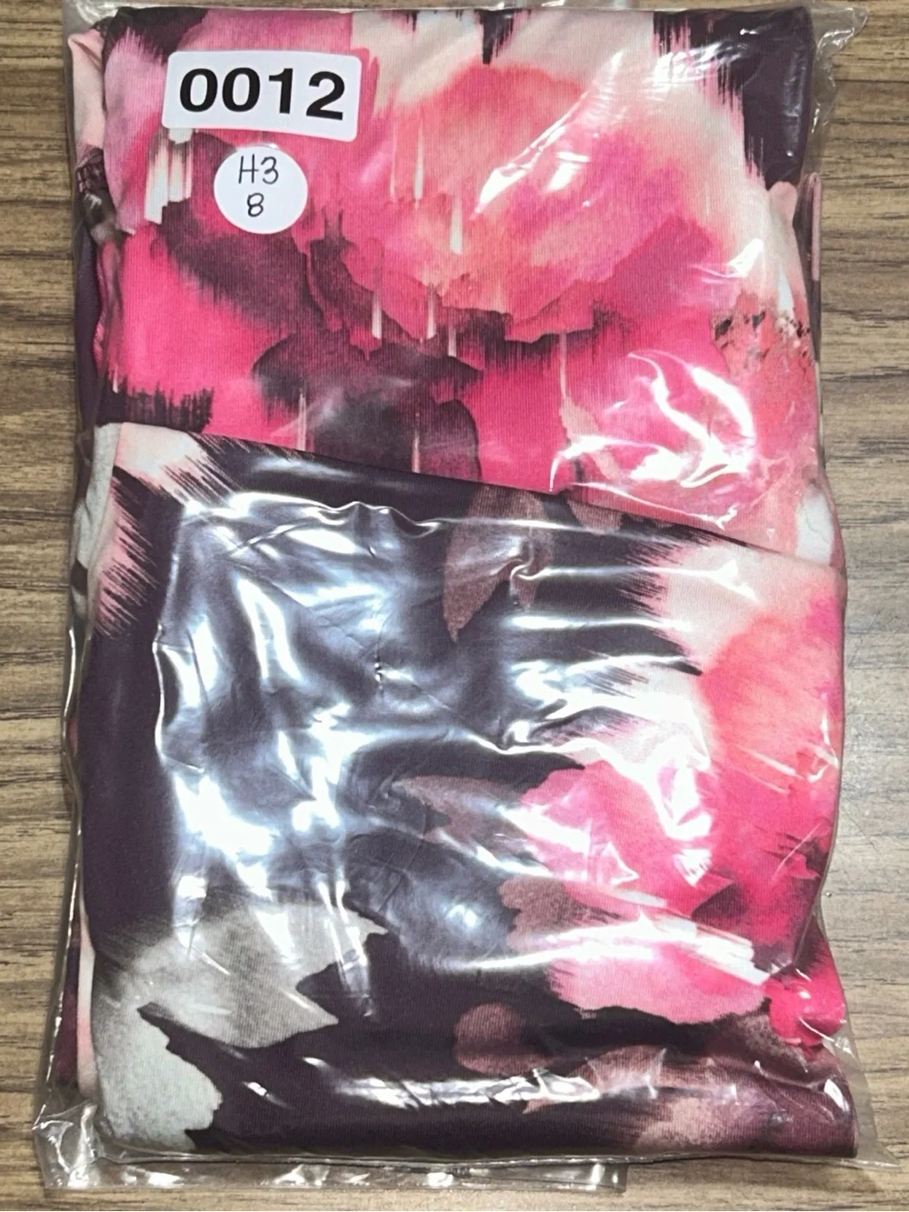 (0012) *TWINS* Girls: M/8 Old Navy Active Leggings- H3